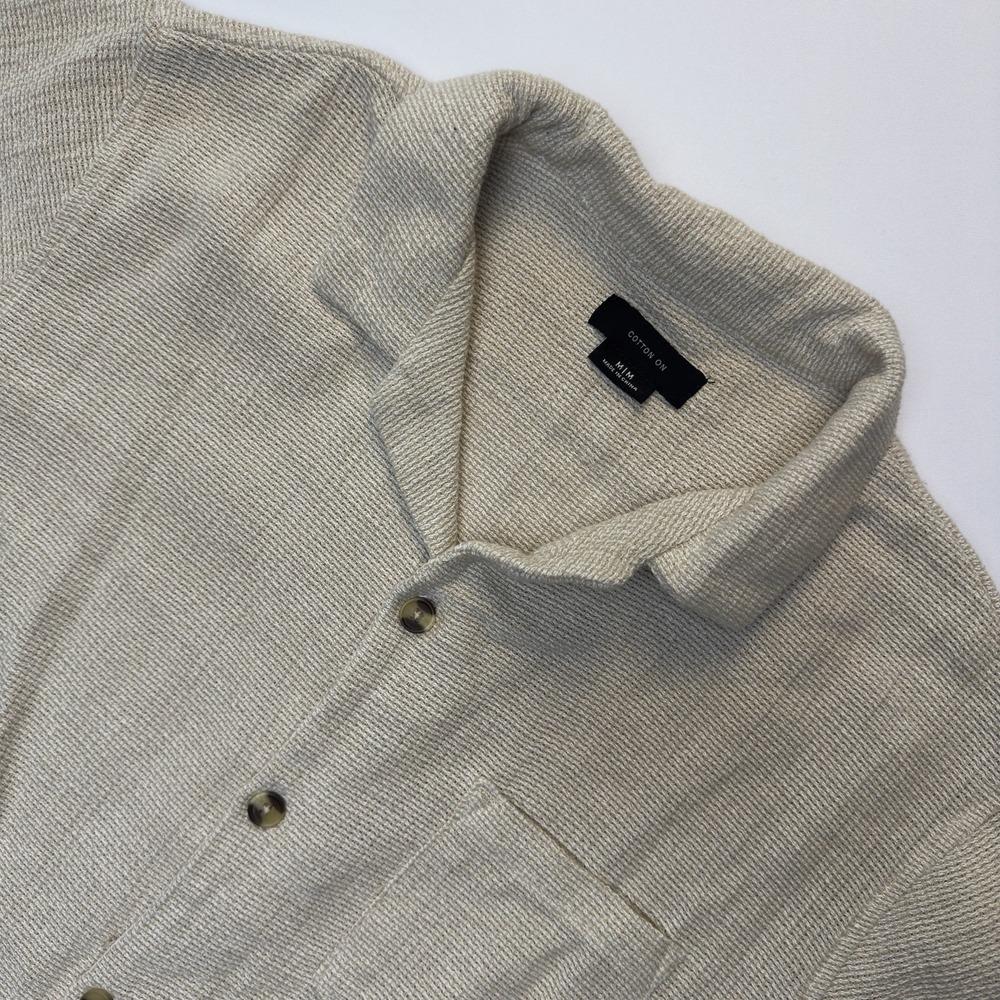 COTTON ON Men's PALMA SHORT SLEEVE BUTTON FRONT SHIRT‎ Beige Medium Pocket Woven